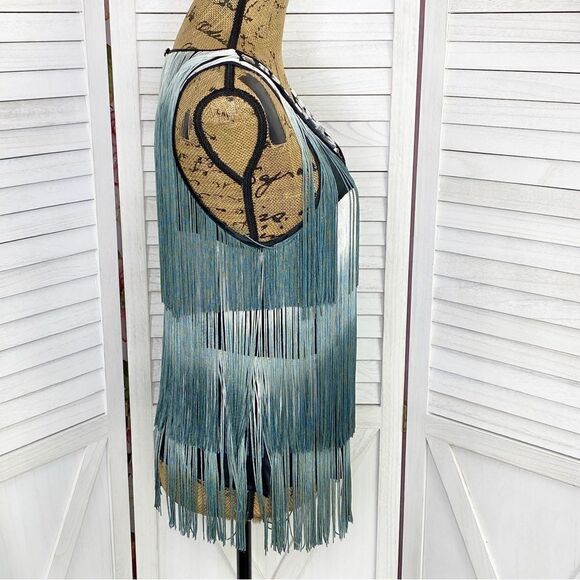 Bebe Mirrored Neck Fringe Sleeveless Top Blue White Ombre Small - Picture 3 of 11